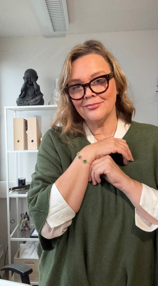 V-aukkoinen neule khaki